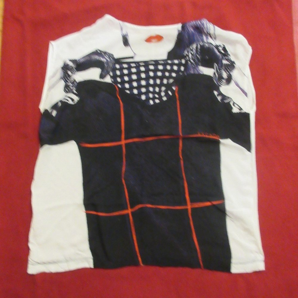 Escada Sport T Shirt logo, front design  sleeveless, round collar, no pockets XL
